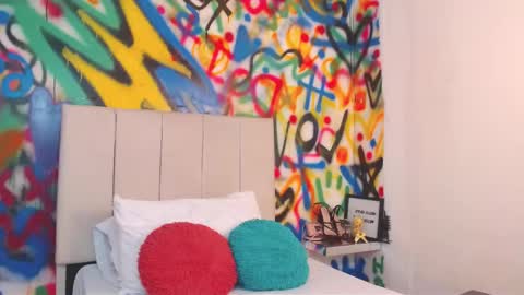 Snapshot of collins_aria chatting on 27, 3, 2026 valentina online show from 27, 3, 2026