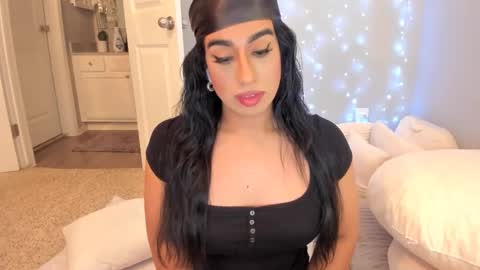 Snapshot of colombiantexas chatting on 20, 10, 2025    ........ Instagram  Lorysexys online show from 20, 10, 2025