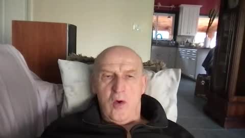 Snapshot of colvik2 chatting on 27, 11, 2025 colvik2 online show from 27, 11, 2025