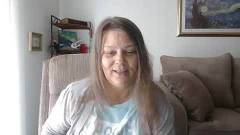 Snapshot of comebackpussy chatting on 26, 12, 2024 comeback pussy online show from 26, 12, 2024