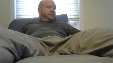 Snapshot of comegetmeinthemorning chatting on 8, 12, 2024 comegetmeinthemorning online show from 8, 12, 2024