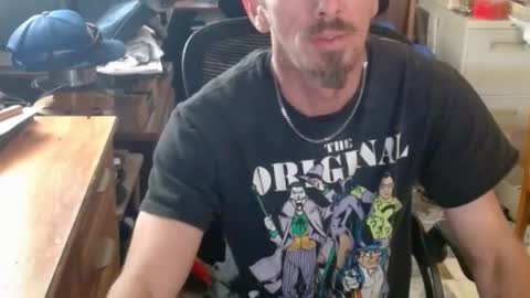 Nelson or ComicKing and sometime Peachy143 online show from 21, 2, 2025