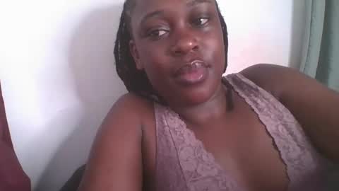 Snapshot of comicalcara chatting on 14, 1, 2025 Cara online show from 14, 1, 2025