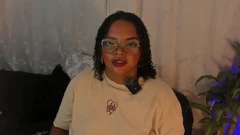 Snapshot of conielaurenth chatting on 18, 5, 2026 conielaurenth online show from 18, 5, 2026