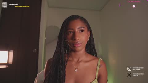 Snapshot of connie_west0 chatting on 25, 12, 2024   independent model online show from 25, 12, 2024