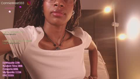 Snapshot of connie_west0 chatting on 10, 4, 2026 independent model online show from 10, 4, 2026