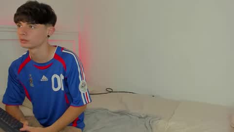 Snapshot of connor_and_angel chatting on 8, 3, 2026 connor_and_angel online show from 8, 3, 2026