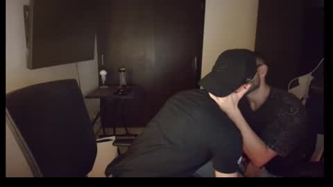 Snapshot of conradgrayson78 chatting on 8, 11, 2025 conradgrayson78 leonandresough online show from 8, 11, 2025