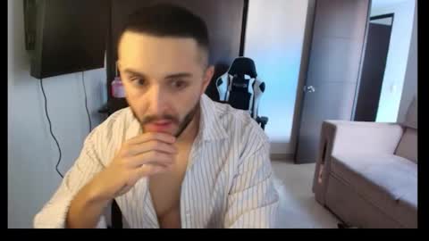 Snapshot of conradgrayson78 chatting on 9, 11, 2025 conradgrayson78 leonandresough online show from 9, 11, 2025