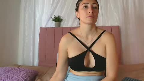 conyabril online show from 13, 3, 2026