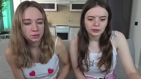 Snapshot of cookies_duo chatting on 27, 4, 2026 Alice untill 16 th February online show from 27, 4, 2026