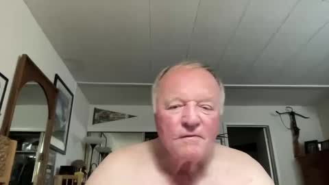 Snapshot of cookoosnest chatting on 23, 3, 2026 cookoosnest online show from 23, 3, 2026