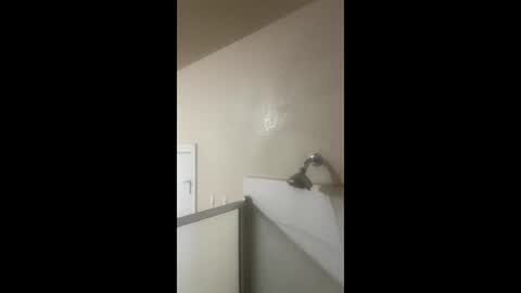 Snapshot of coolcatmane210 chatting on 26, 4, 2026 coolcatmane210 online show from 26, 4, 2026