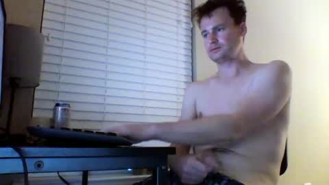 cooldude122222 online show from 31, 12, 2024