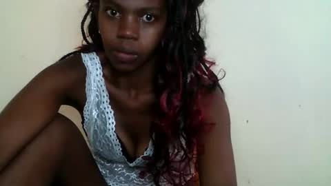 coquine_lara online show from 26, 4, 2026