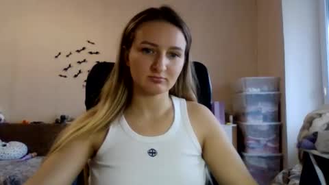 cora_fora online show from 12, 11, 2025