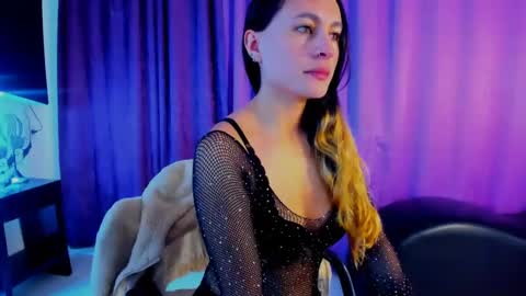 Coral  online show from 31, 1, 2025