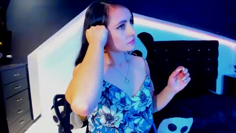 Coral  online show from 3, 2, 2025