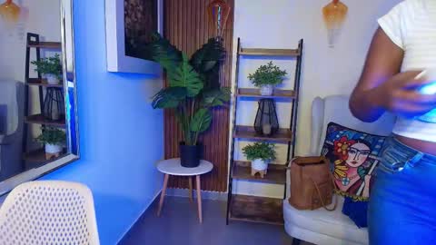 Coral online show from 17, 9, 2025