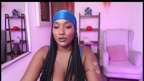 Coral online show from 10, 11, 2025