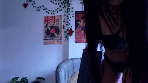 Coralie Bronson online show from 4, 7, 2026