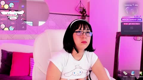 Snapshot of coralinericce_ chatting on 18, 12, 2024 Coral Stefani online show from 18, 12, 2024
