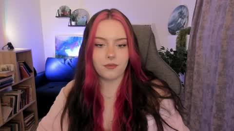 Snapshot of coramiel chatting on 8, 4, 2026 little girl who is always right or just Cora online show from 8, 4, 2026