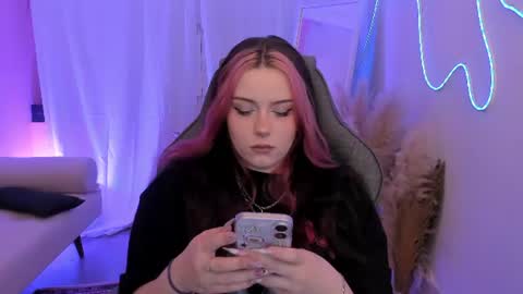 little girl who is always right or just Cora online show from 13, 6, 2026