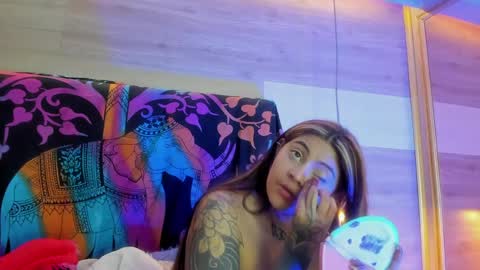 Snapshot of cori_paige chatting on 1, 4, 2026 Cori online show from 1, 4, 2026