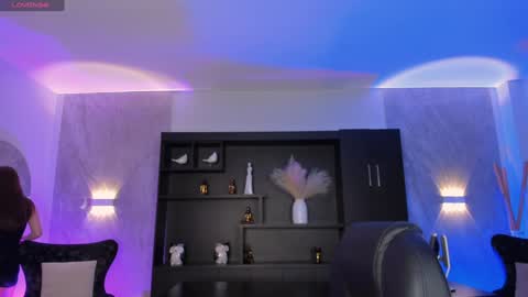 Corinne Russo online show from 24, 1, 2025