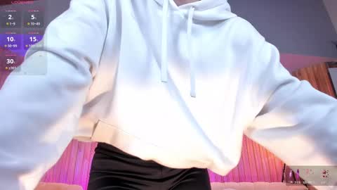 Corinne Russo online show from 7, 3, 2025