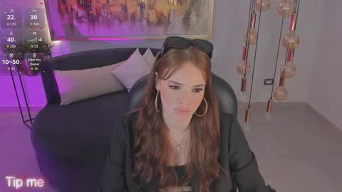 Corinne Russo online show from 25, 9, 2025