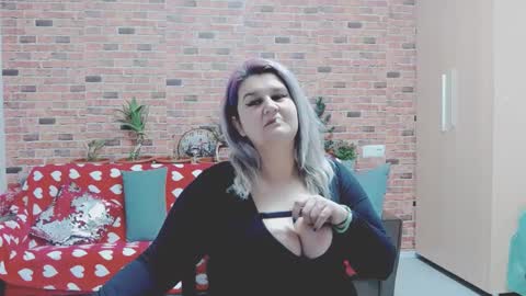 Elisa online show from 18, 1, 2025