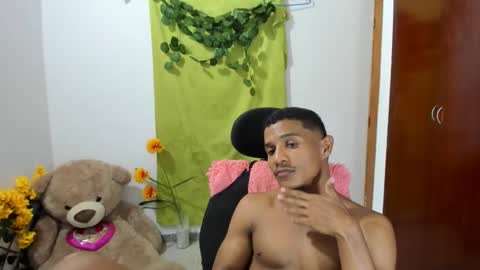 Ethan  online show from 27, 1, 2025