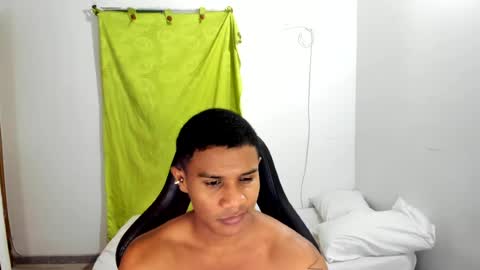 Snapshot of corzoethan chatting on 19, 7, 2026 Ethan online show from 19, 7, 2026