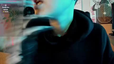 Snapshot of cos_operator chatting on 23, 10, 2025 cos_operator online show from 23, 10, 2025