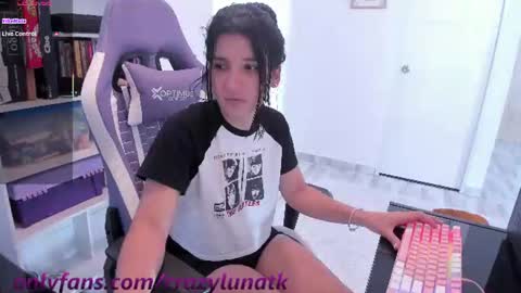 Snapshot of cositarika__ chatting on 13, 7, 2026 Lunita online show from 13, 7, 2026