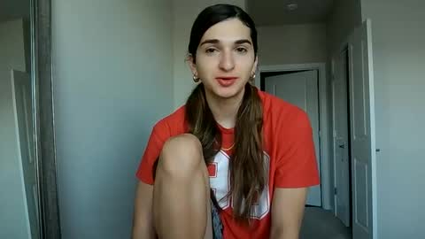 cosmicbae777 online show from 8, 11, 2025