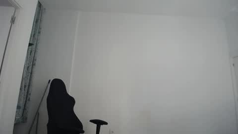 costantine helena24 online show from 21, 11, 2025