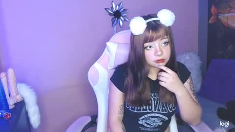 Snapshot of cotton_kitty18 chatting on 10, 12, 2024 Cotton Kitty online show from 10, 12, 2024