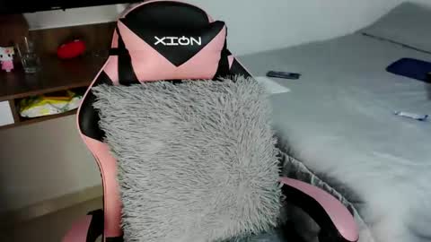 Snapshot of countessofthenight69 chatting on 17, 11, 2025 Emma steffano fraggacci online show from 17, 11, 2025