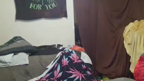 Snapshot of countryfuckers chatting on 10, 12, 2024 Alaskawildcouple online show from 10, 12, 2024