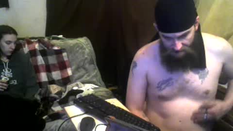 Snapshot of countryfuckers chatting on 6, 1, 2025 Alaskawildcouple online show from 6, 1, 2025