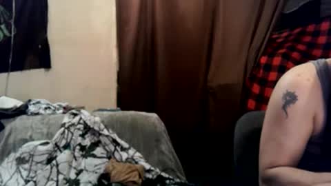 Snapshot of countryfuckers chatting on 10, 3, 2025 Alaskawildcouple online show from 10, 3, 2025