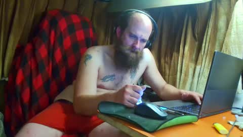 Snapshot of countryfuckers chatting on 18, 9, 2025 Alaskawildcouple online show from 18, 9, 2025