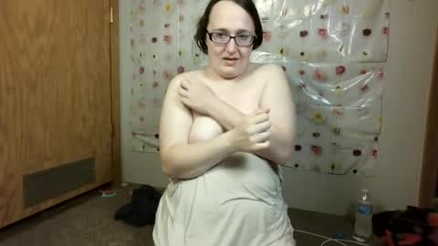 Snapshot of countrygirl0909 chatting on 2, 7, 2026 countrygirl0909 online show from 2, 7, 2026