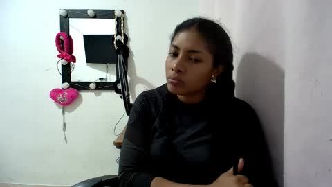 Snapshot of coupleeswetthott chatting on 28, 4, 2026 coupleeswetthott online show from 28, 4, 2026