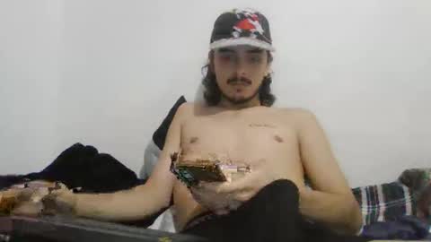 Snapshot of couplehot0917 chatting on 7, 1, 2026 Lucia And Daniel online show from 7, 1, 2026