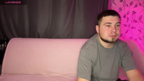 Emily  Ryan online show from 31, 10, 2025