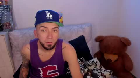 Snapshot of couplevibes_ chatting on 1, 7, 2026 Emily Andy online show from 1, 7, 2026